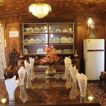 Srīnagar 旺诺沃思船屋酒店 外观 照片